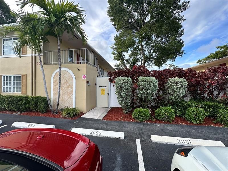 305 NE 16th Street, Unit B7, Fort Lauderdale, FL 33304 Photo