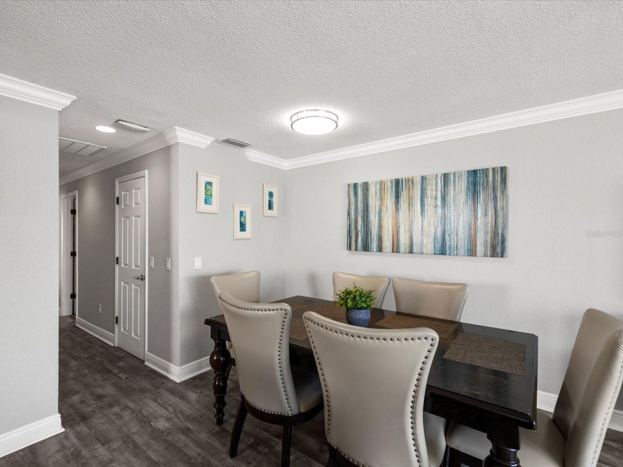 185 Brightwater Drive, Unit 6, Clearwater Beach, FL 33767 Photo