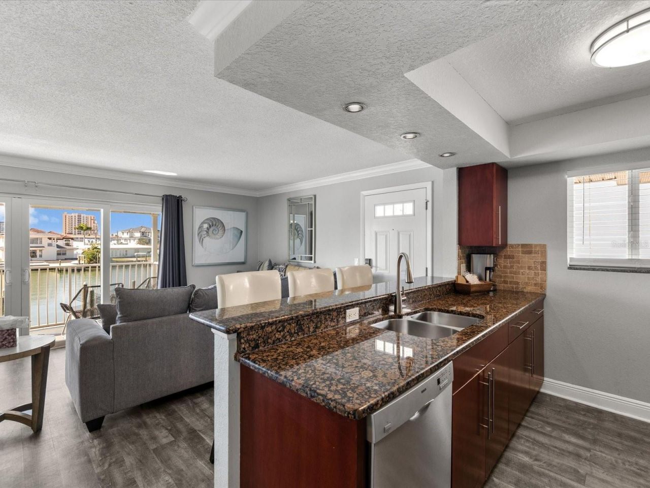185 Brightwater Drive, Unit 6, Clearwater Beach, FL 33767 Photo