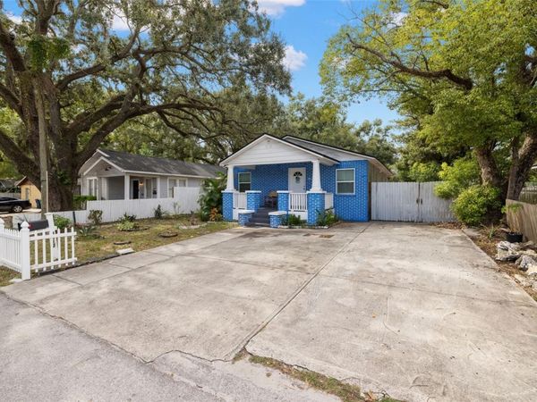 8012 N 11TH STREET, TAMPA, FL 33604
