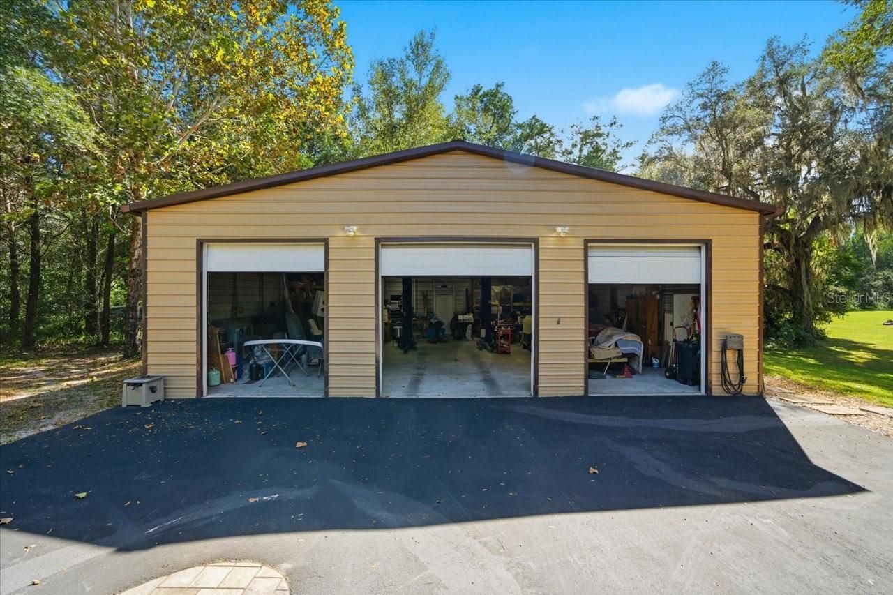 22063 Lake Lindsey Road, Brooksville, FL 34601 Photo