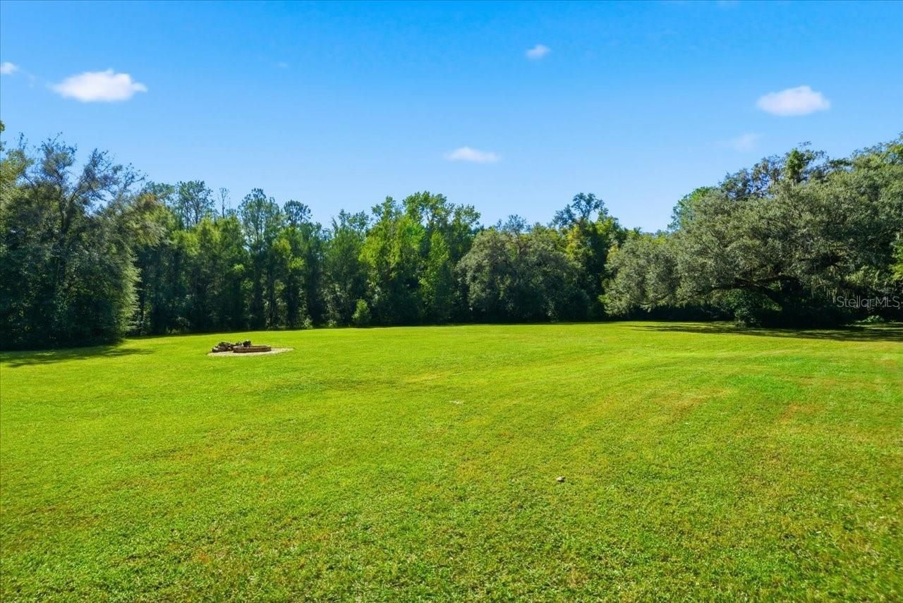 22063 Lake Lindsey Road, Brooksville, FL 34601 Photo