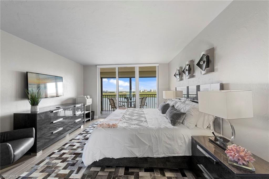 15 Bluebill Ave, Unit 1105, Naples, FL 34108 Photo