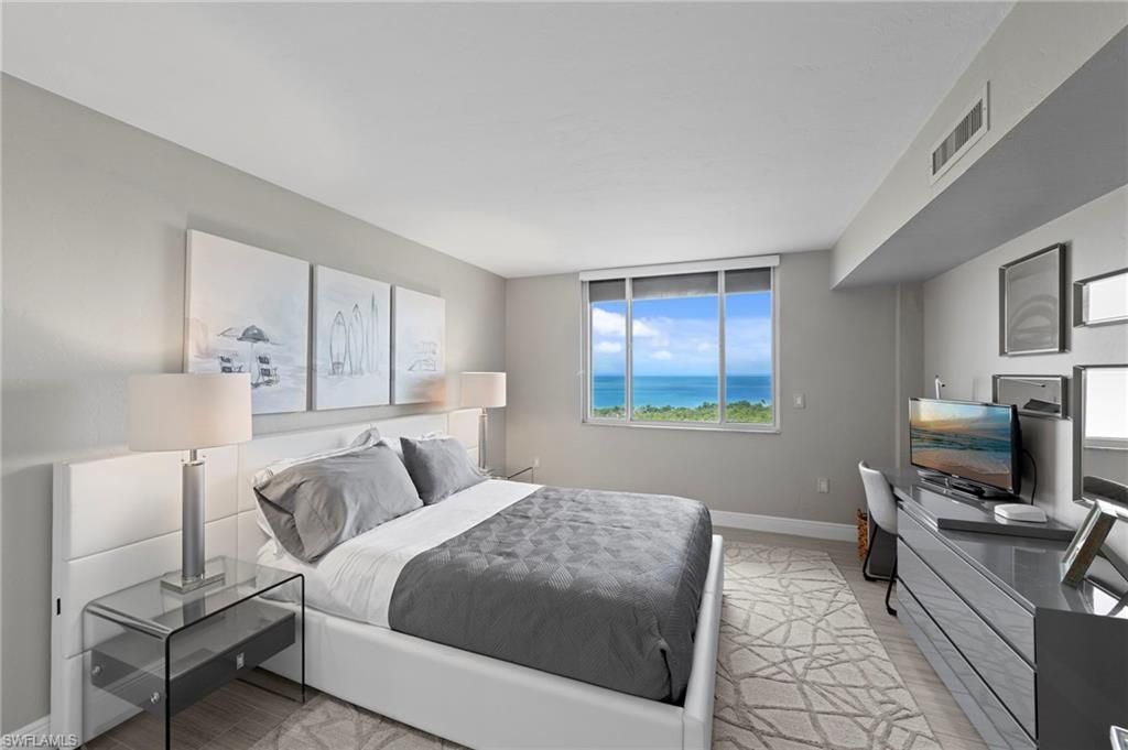 15 Bluebill Ave, Unit 1105, Naples, FL 34108 Photo