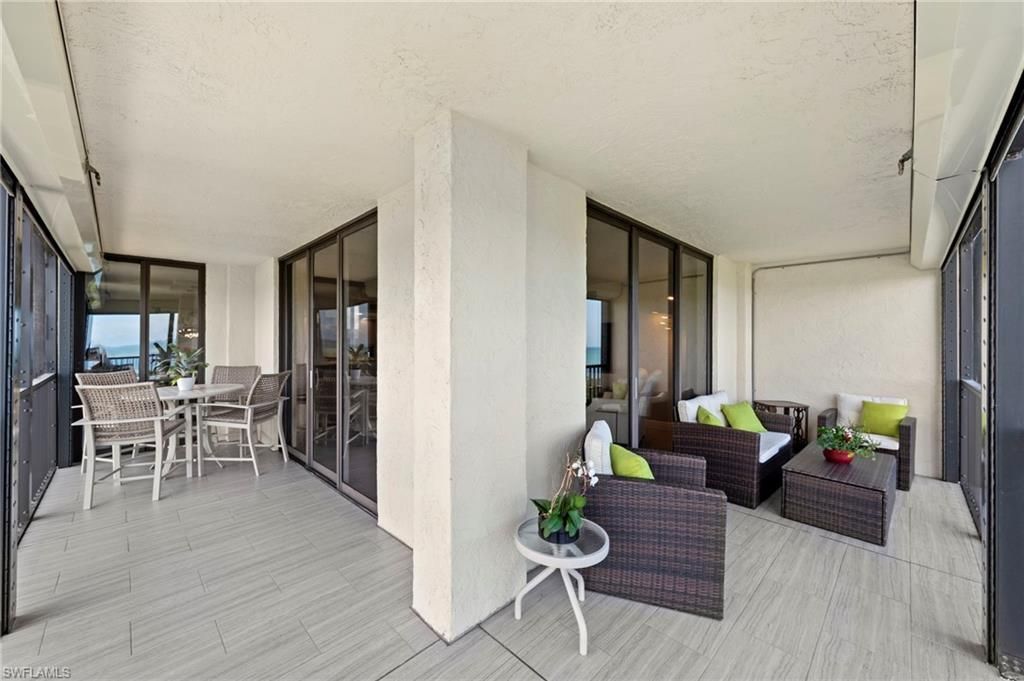 15 Bluebill Ave, Unit 1105, Naples, FL 34108 Photo
