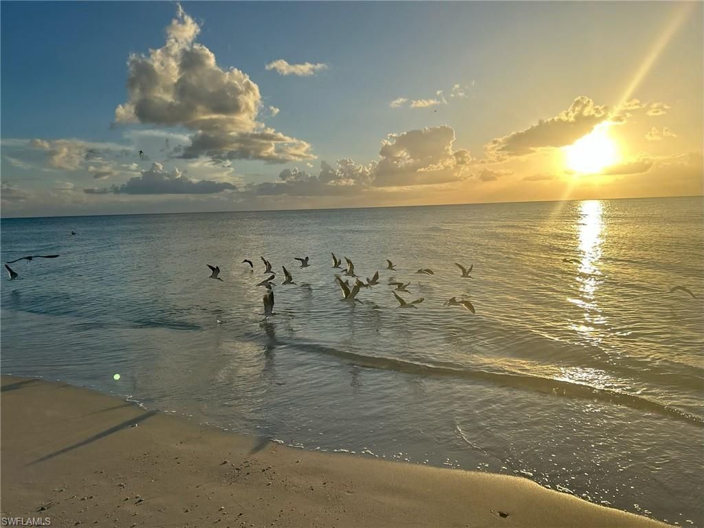 15 Bluebill Ave, Unit 1105, Naples, FL 34108 Photo