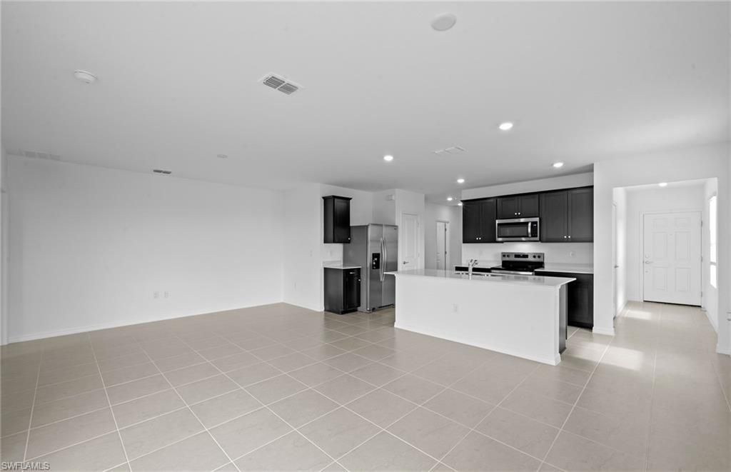 254 Silent Lake Dr, Lehigh Acres, FL 33936 Photo