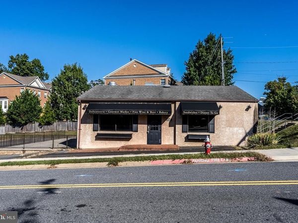 4328 CHAIN BRIDGE ROAD, FAIRFAX, VA 22030