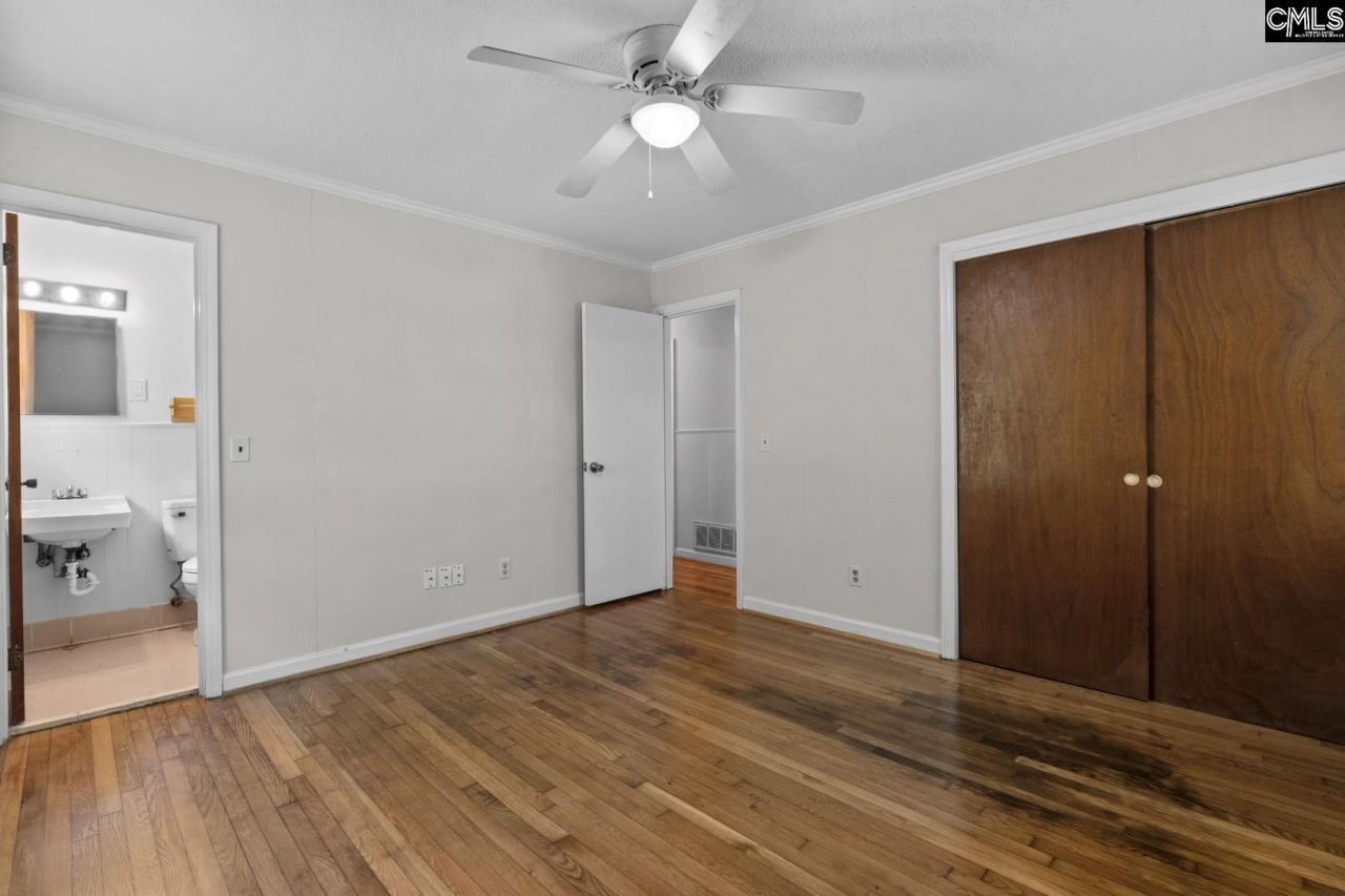 2017 Wellington Road Photo 11