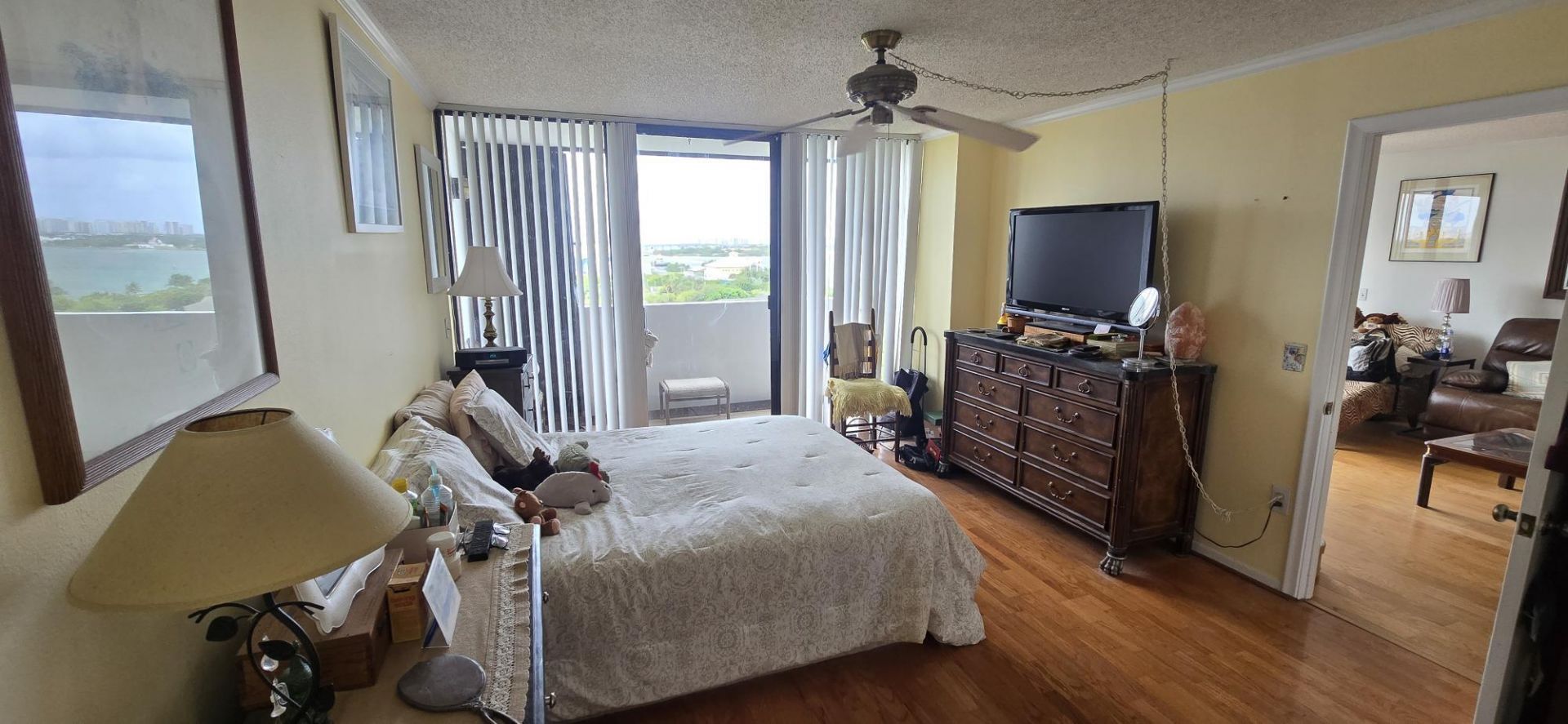 5600 N Flagler Drive, Unit 801, West Palm Beach, FL 33407 Photo