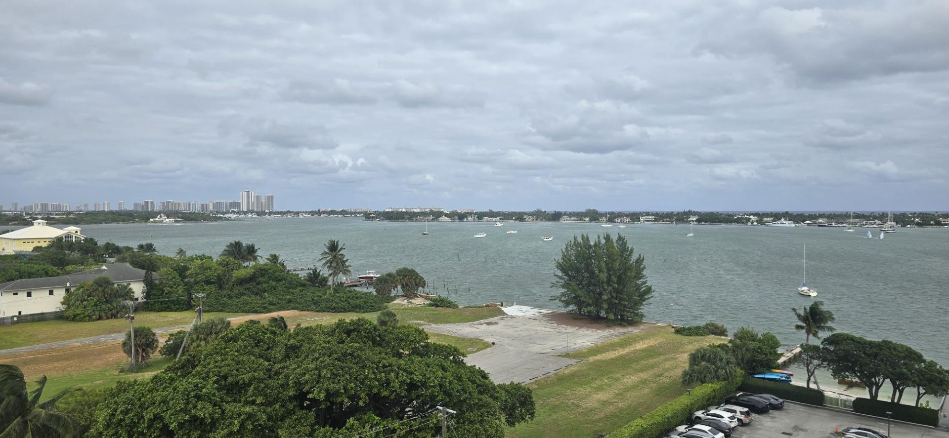 5600 N Flagler Drive, Unit 801, West Palm Beach, FL 33407 Photo