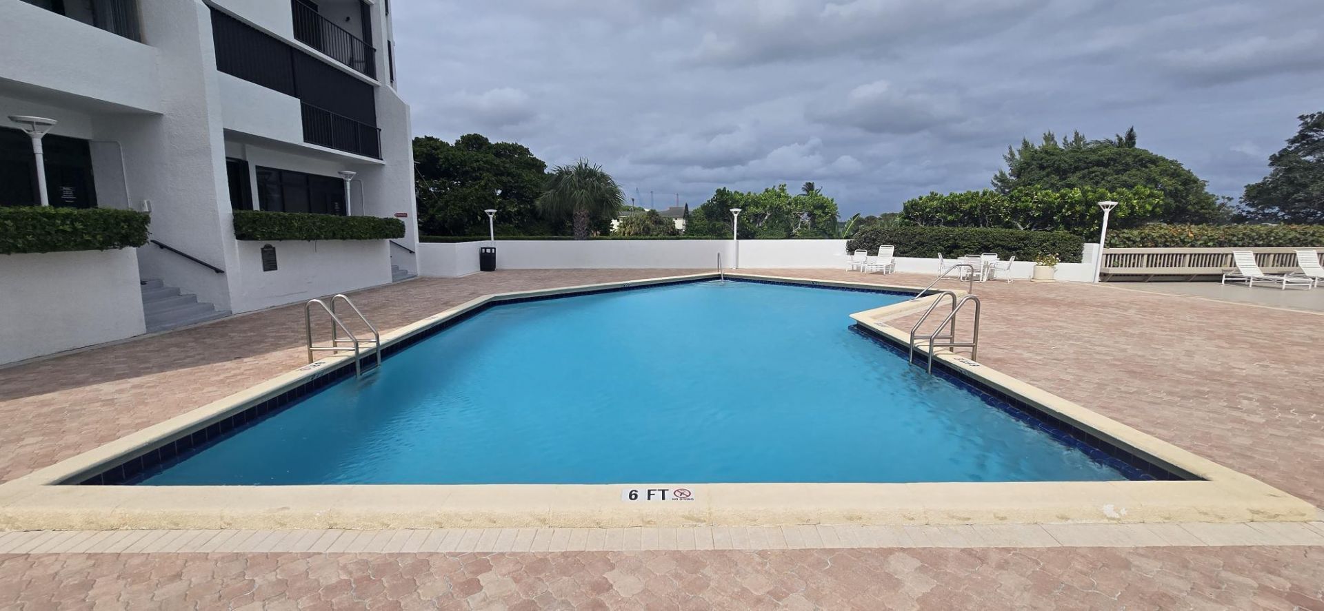 5600 N Flagler Drive, Unit 801, West Palm Beach, FL 33407 Photo