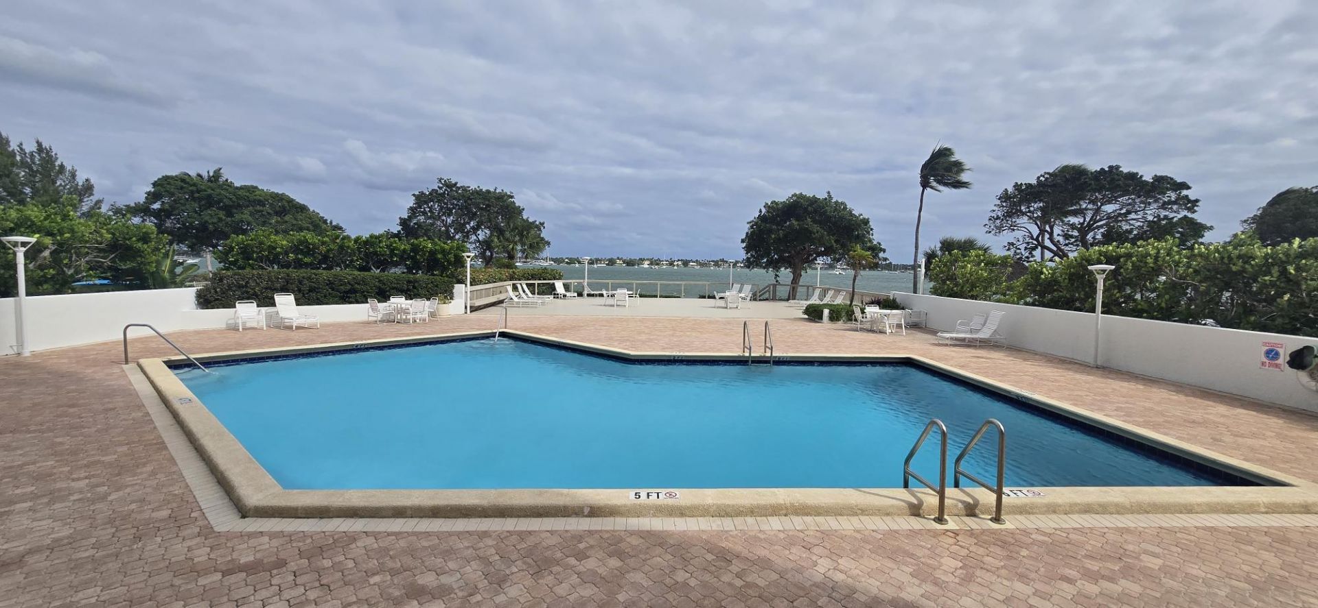 5600 N Flagler Drive, Unit 801, West Palm Beach, FL 33407 Photo