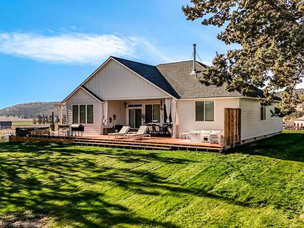 8997 NW Elizabeth Way, Prineville, OR 97754