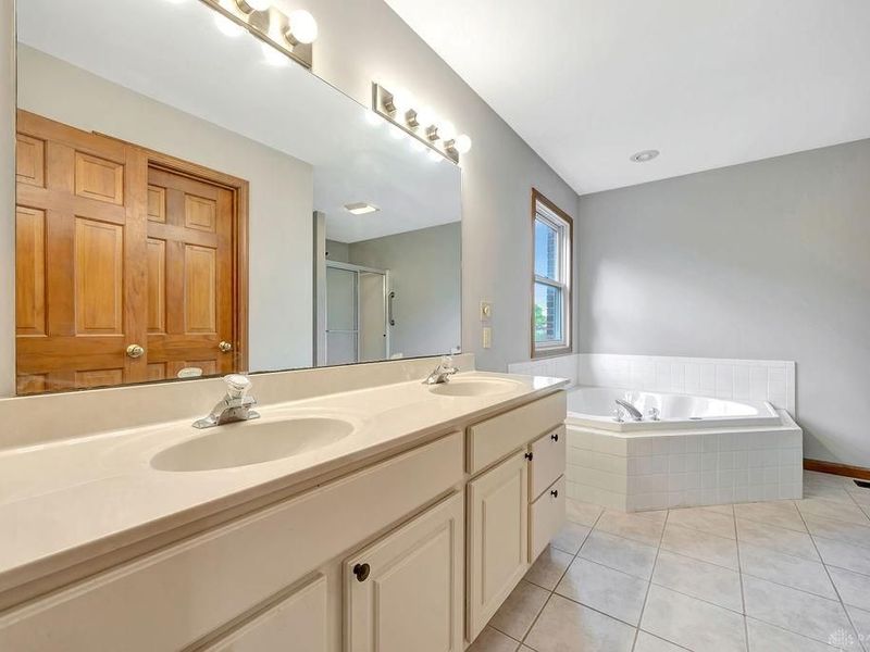 4 Olde Stone Court, Oxford, OH 45056 Photo 31