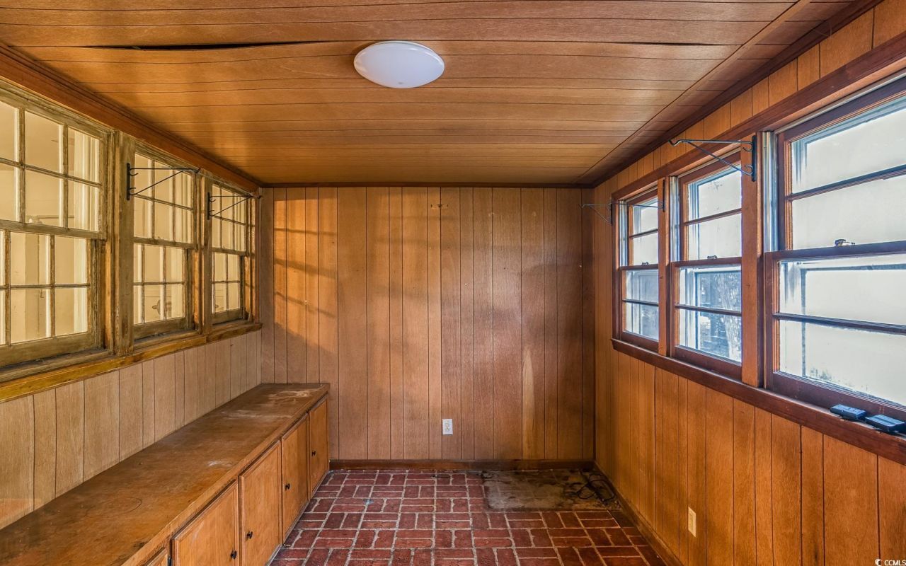 1010 Highmarket St. Photo 17