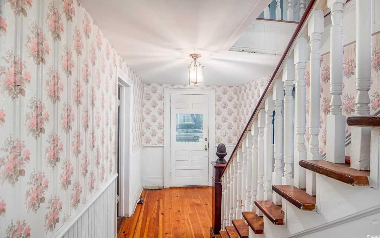 1010 Highmarket St. Photo 6