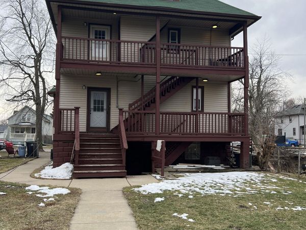 836 Pine Street, Wyandotte, MI 48192