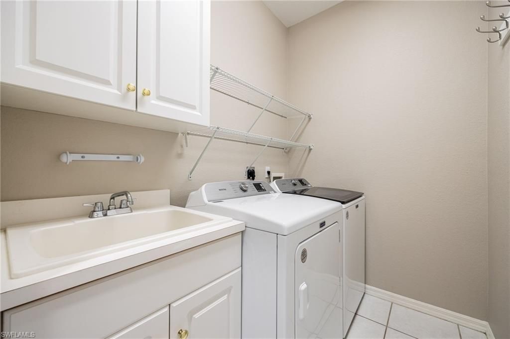 7678 Bay Lake Dr, Fort Myers, FL 33907 Photo