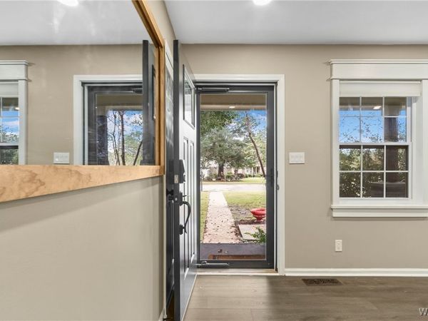 906 Greystone Street, Northport, AL 35473