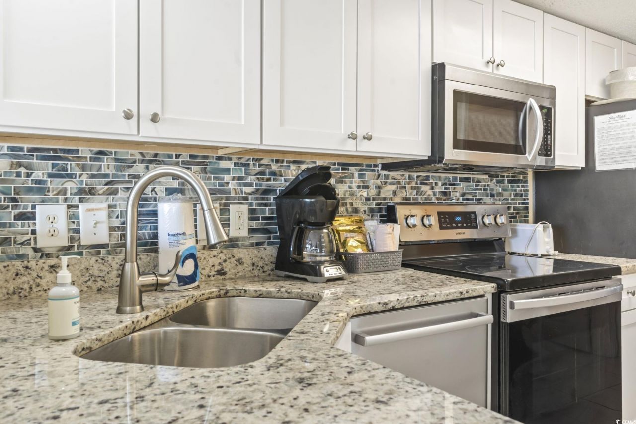 2701 S Ocean Blvd. Photo 5