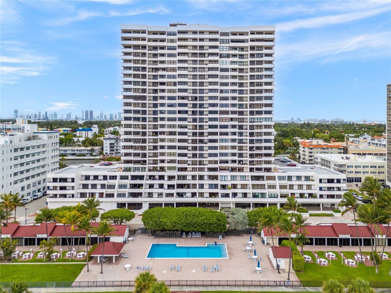 2555 Collins Ave, Unit 904, Miami Beach, FL 33140 Photo
