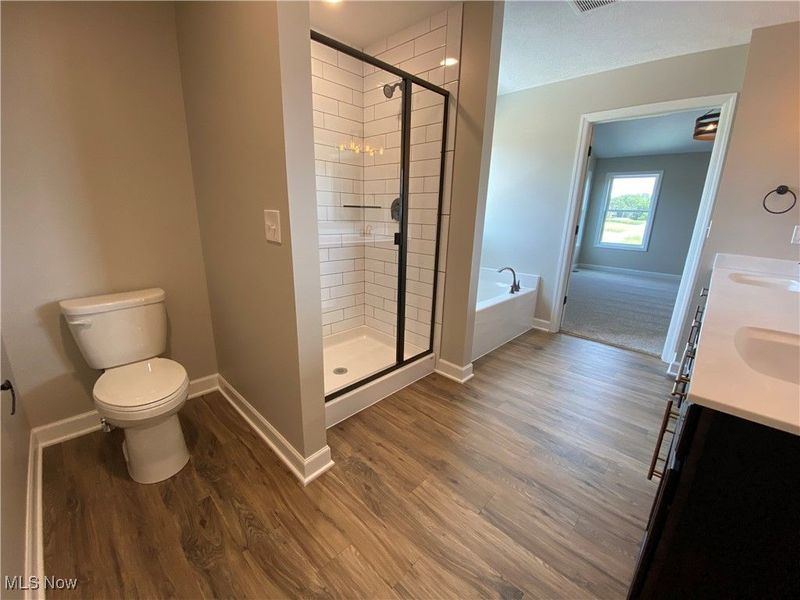 2244 Ledgestone Drive NW, Uniontown, OH 44685 Photo 22