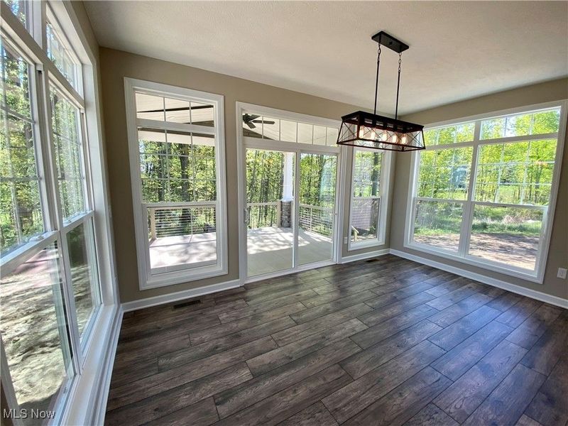 2244 Ledgestone Drive NW, Uniontown, OH 44685 Photo 7