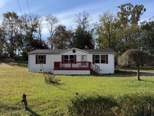 600 Meridian Dr, Smithville, TN 37166