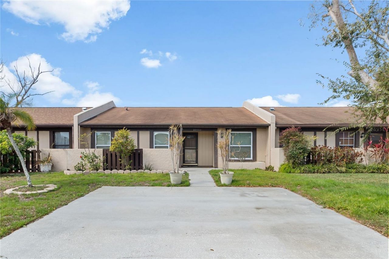 10006 87th Street, Seminole, FL 33777 Photo