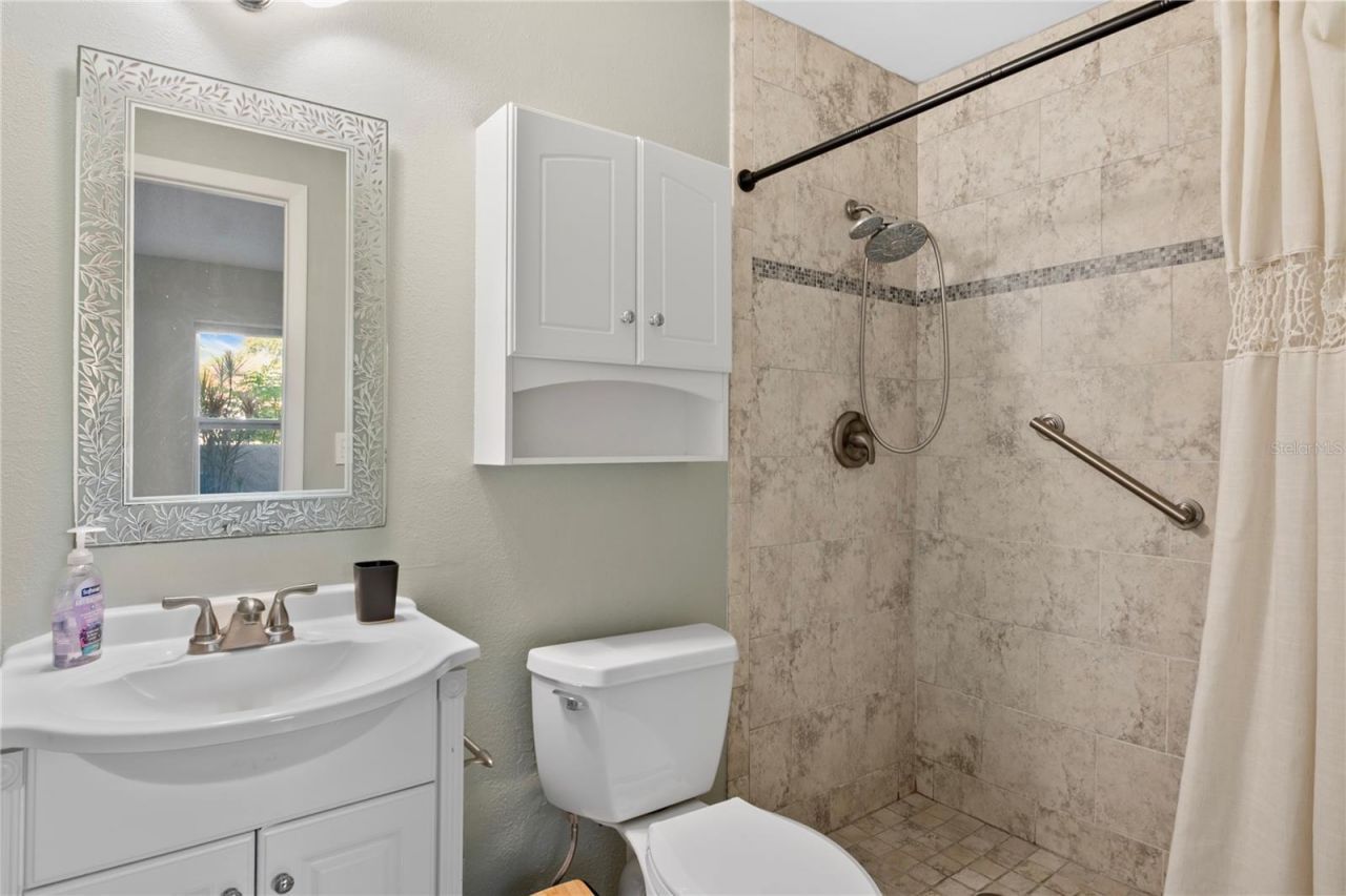 10006 87th Street, Seminole, FL 33777 Photo