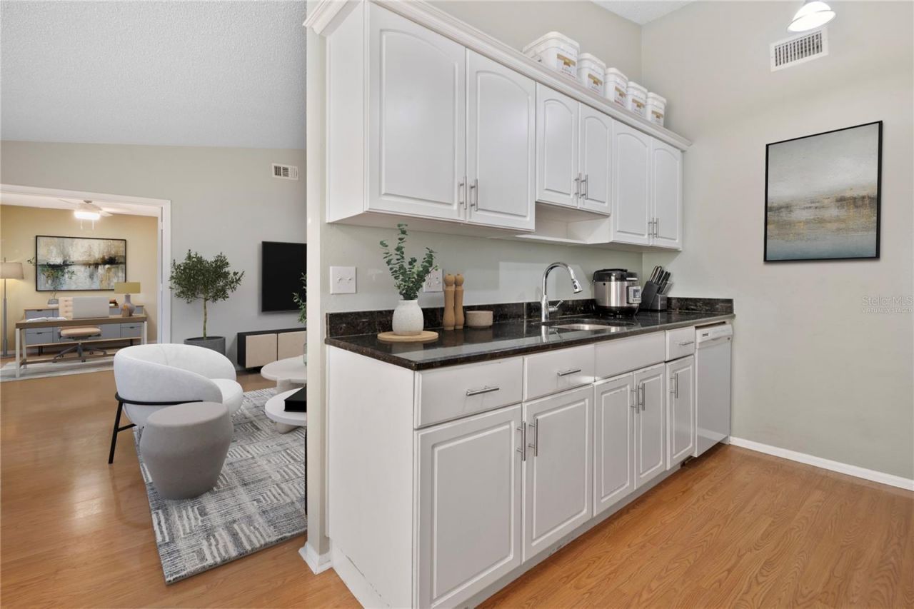 10006 87th Street, Seminole, FL 33777 Photo