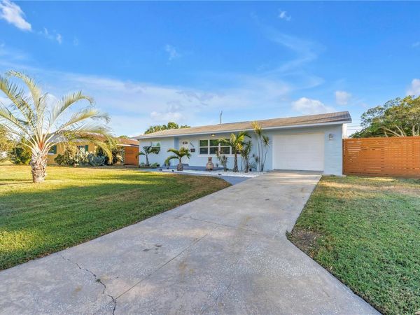 6830 35TH AVENUE N, ST PETERSBURG, FL 33710