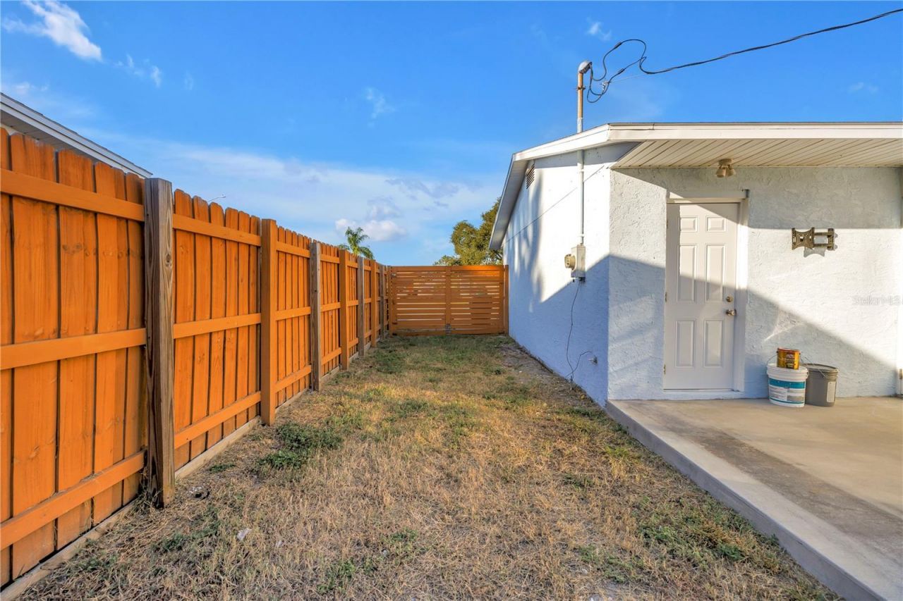 6830 35th Avenue N, Saint Petersburg, FL 33710 Photo