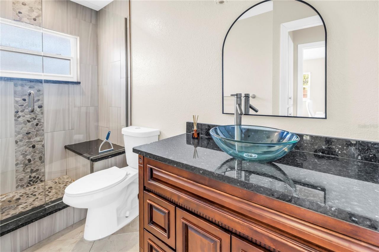 6830 35th Avenue N, Saint Petersburg, FL 33710 Photo