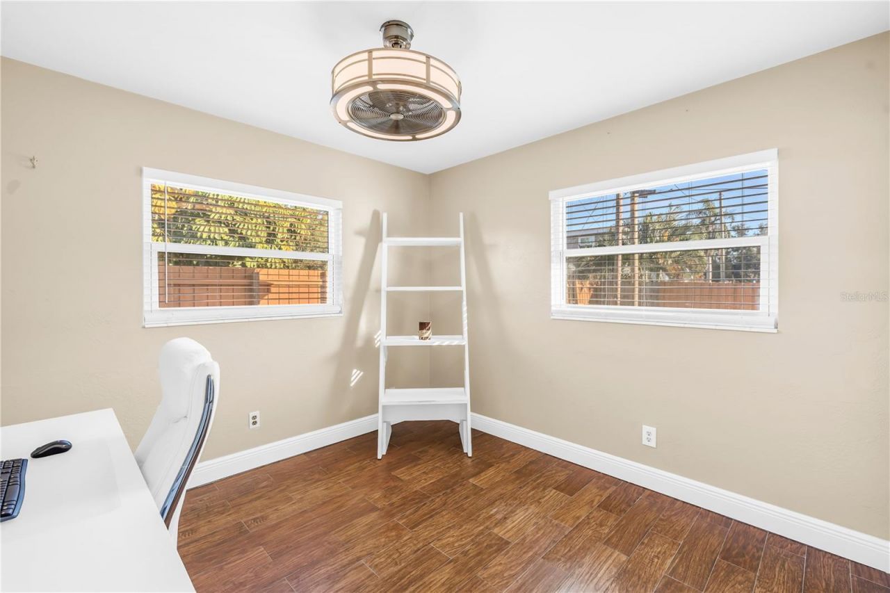 6830 35th Avenue N, Saint Petersburg, FL 33710 Photo