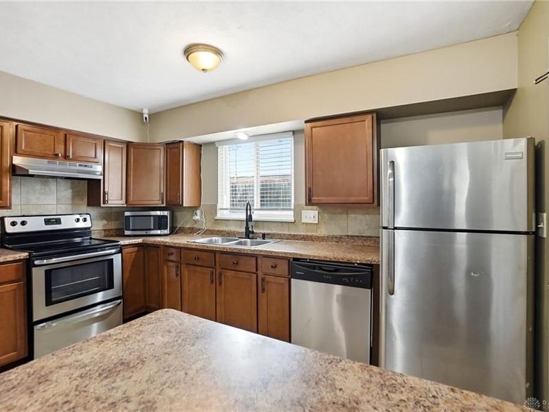 651 Wiltshire Boulevard, Dayton, OH 45419 Photo 8