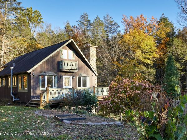 50 Holly Rd, Napanoch, NY 12458