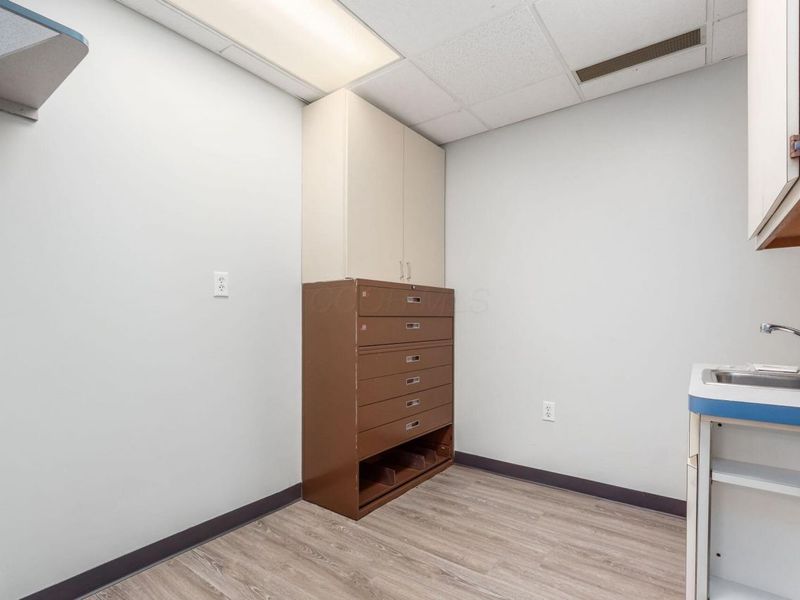 5180 E Main Street, Unit Suite B, Columbus, OH 43213 Photo 8