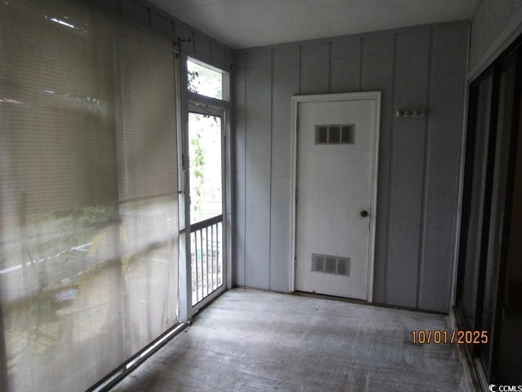 938 Villa Dr. Photo 13