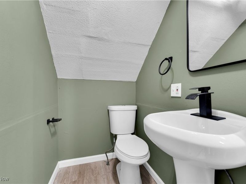 23198 Gay Street, Euclid, OH 44123 Photo 23