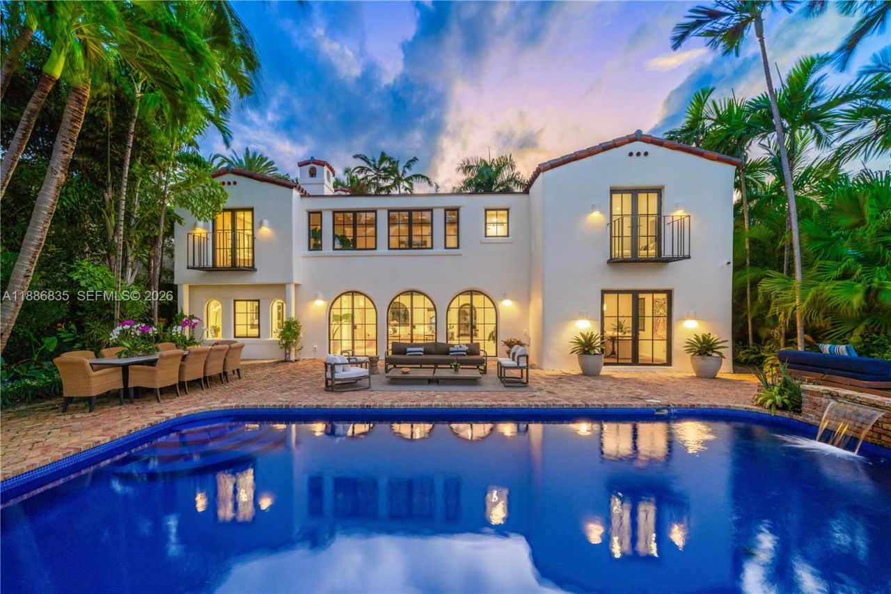 6065 Pine Tree Dr, Miami Beach, FL 33140 Photo