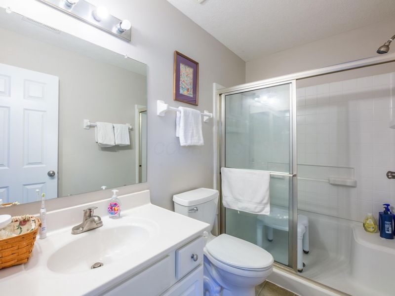 8402 Varden Court, Unit 2102, Blacklick, OH 43004 Photo 15