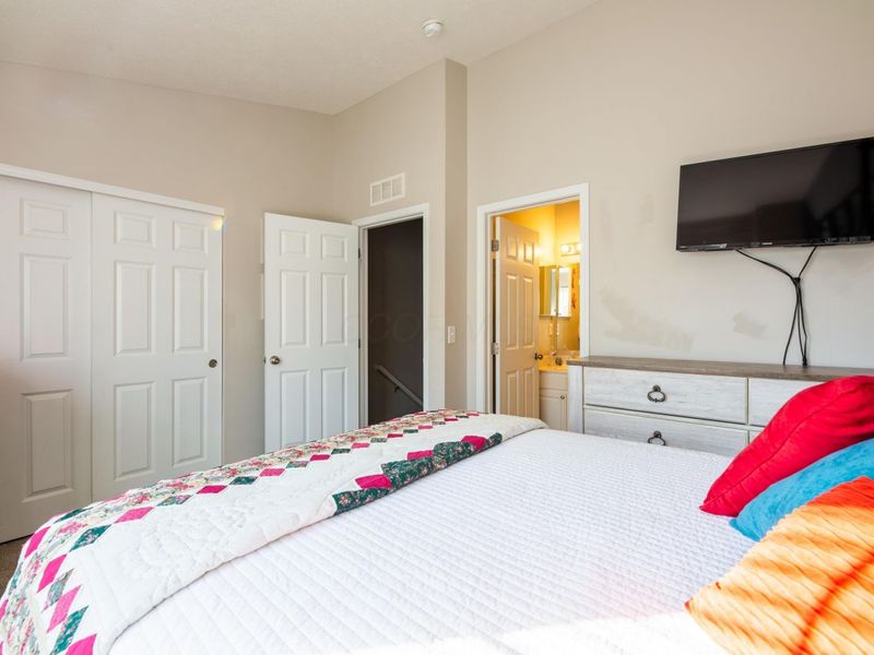 8402 Varden Court, Unit 2102, Blacklick, OH 43004 Photo 16