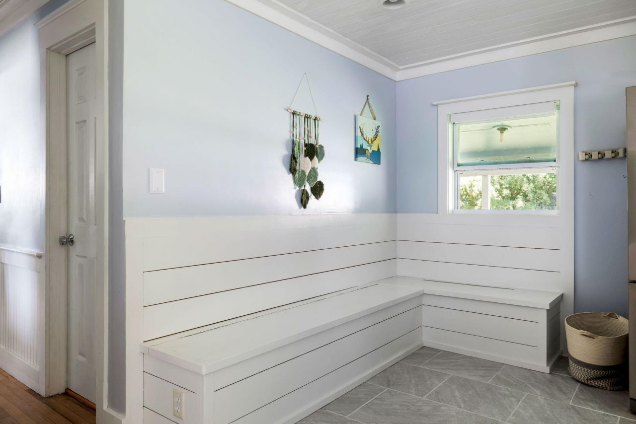 974 Riverland Drive Photo 13