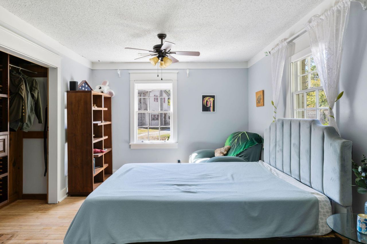 974 Riverland Drive Photo 18