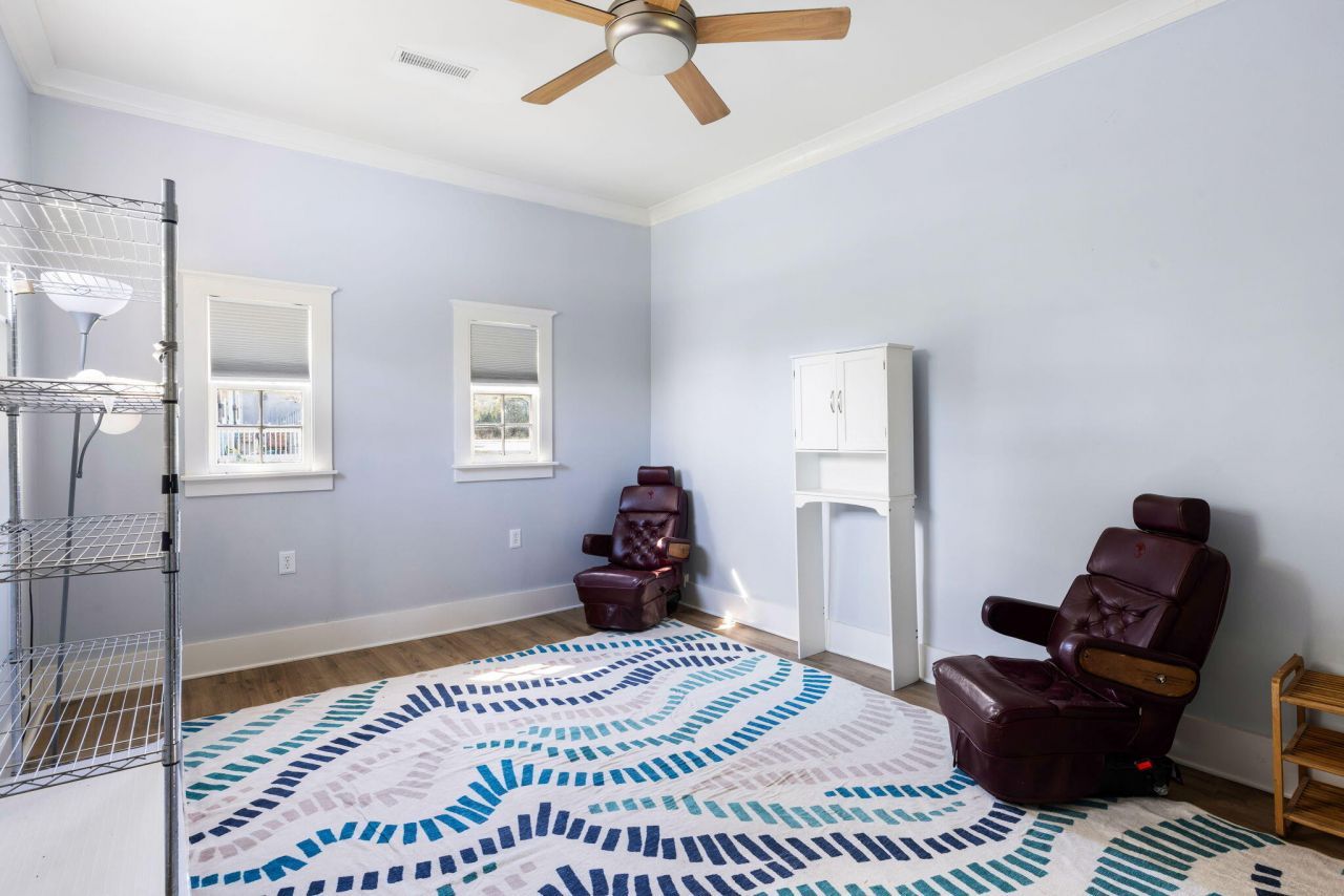 974 Riverland Drive Photo 23