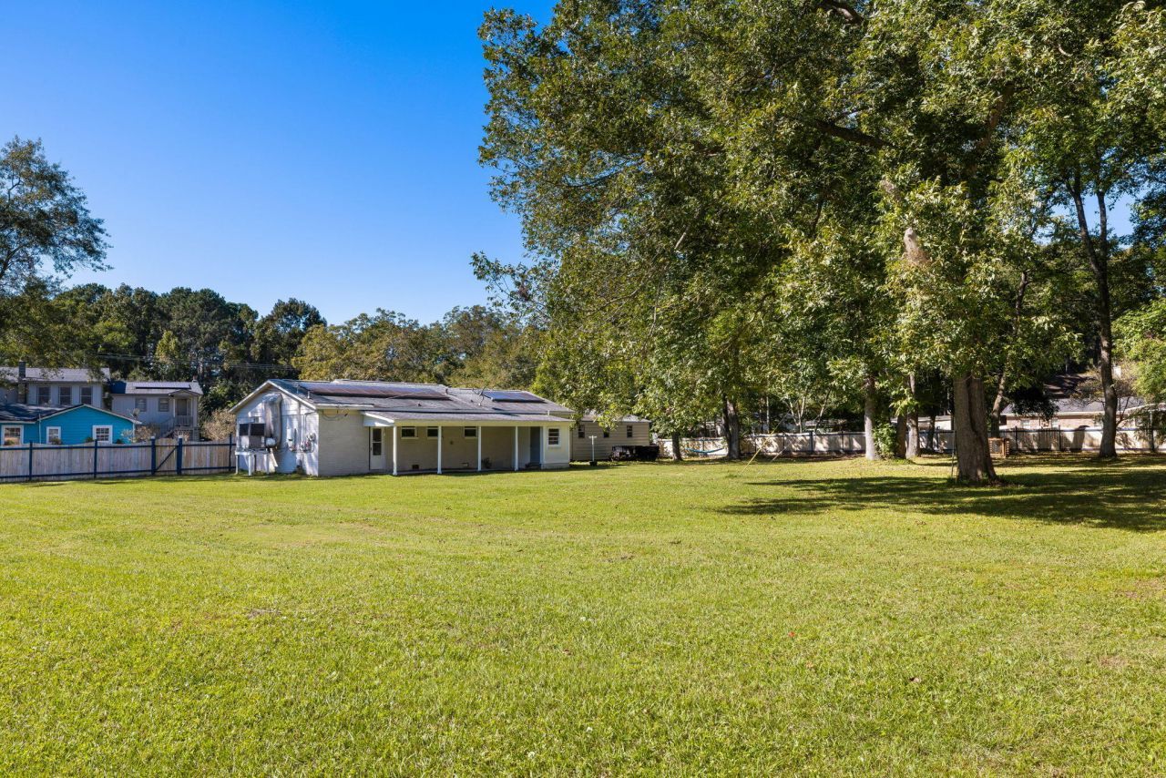 974 Riverland Drive Photo 31