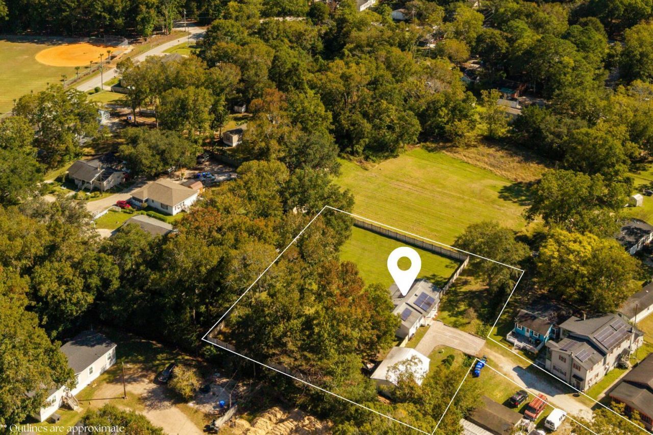 974 Riverland Drive Photo 33