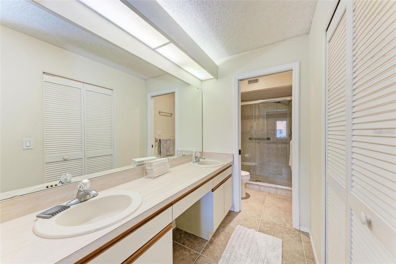 4366 Madeira Court, Unit 3356, Sarasota, FL 34233 Photo